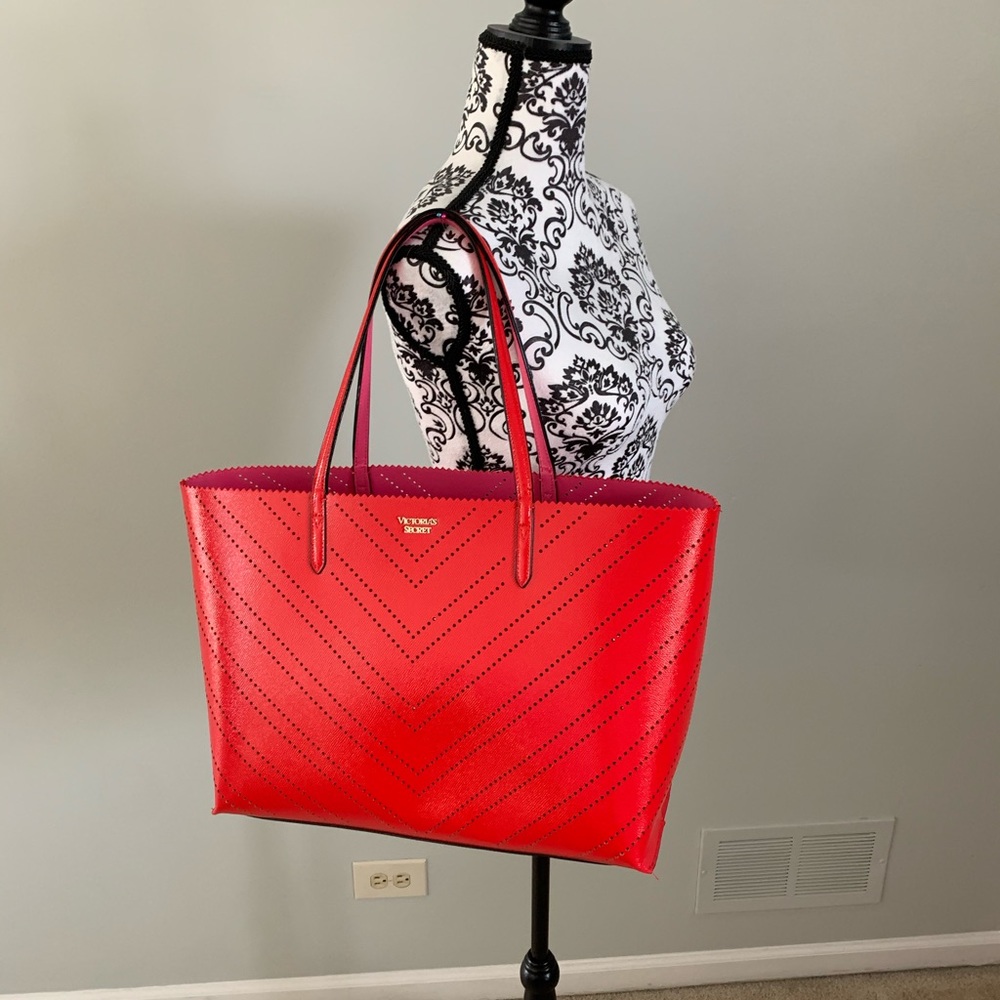 🛍🛍🛍Red Glam Tote